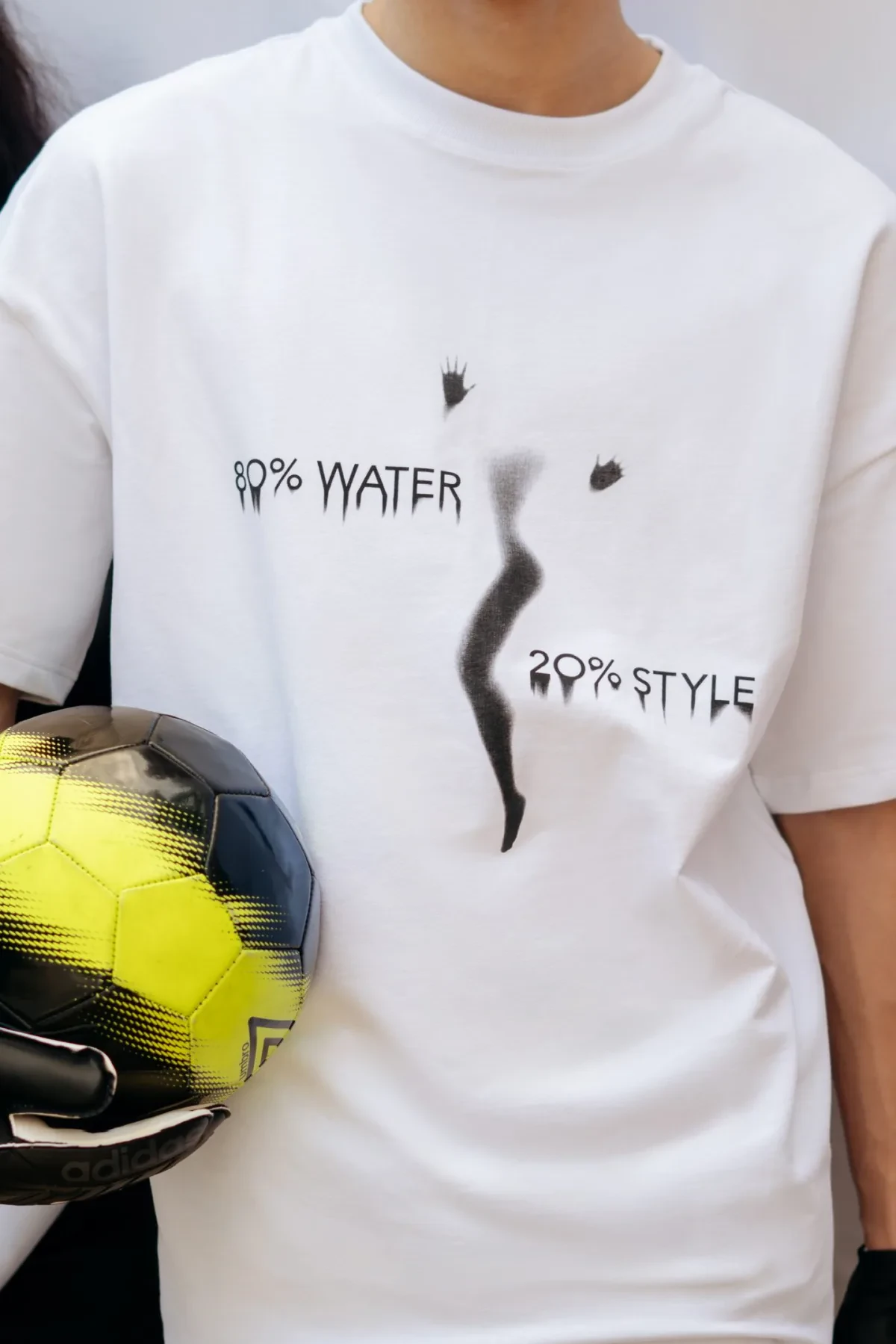 T-shirt white